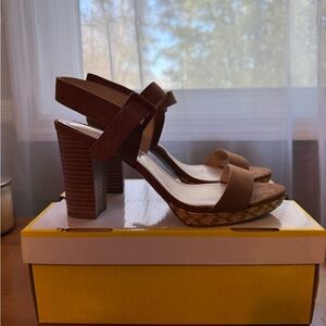 Elegant Brown Women's Sandals